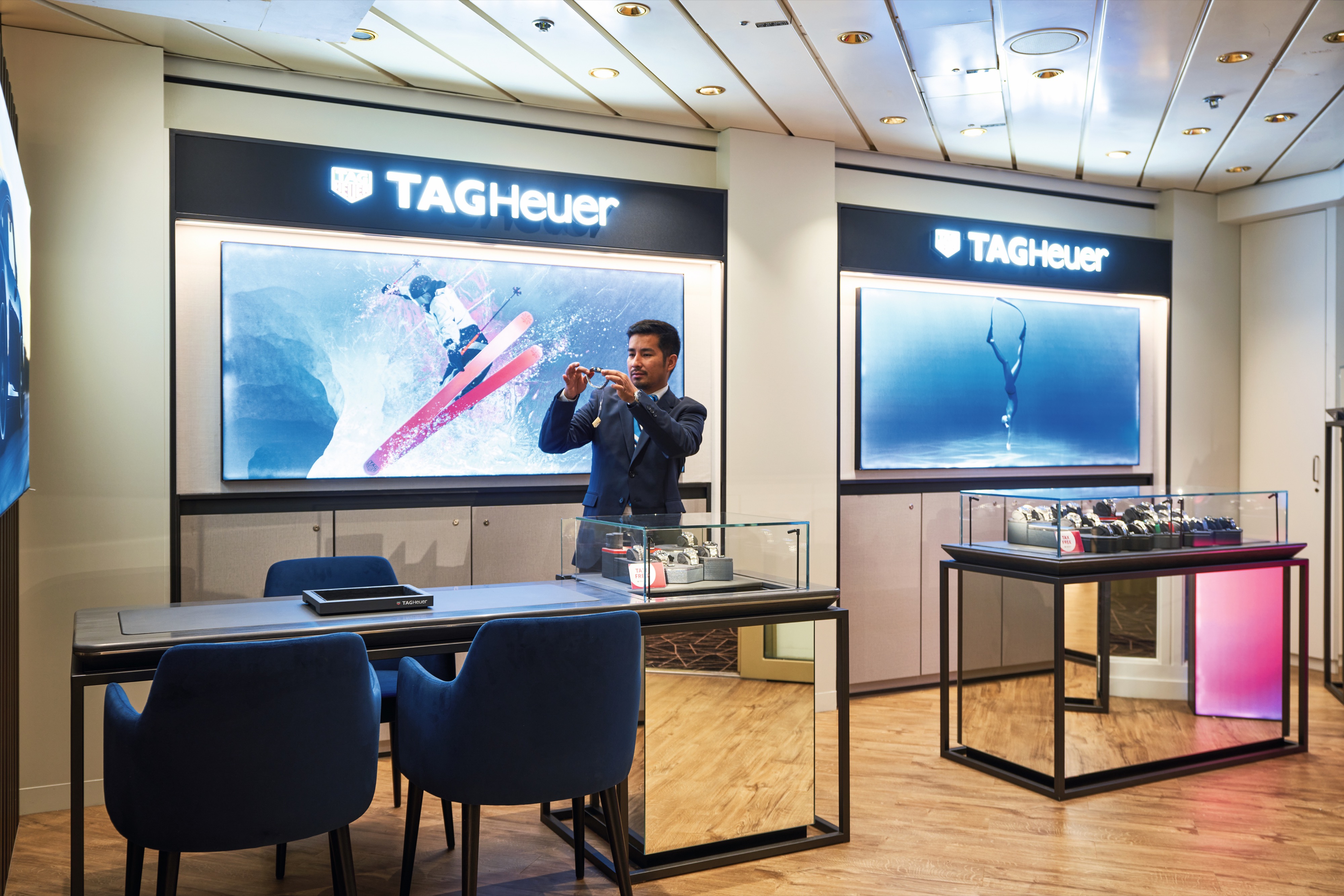 Marella Voyager - Broad Street Shops